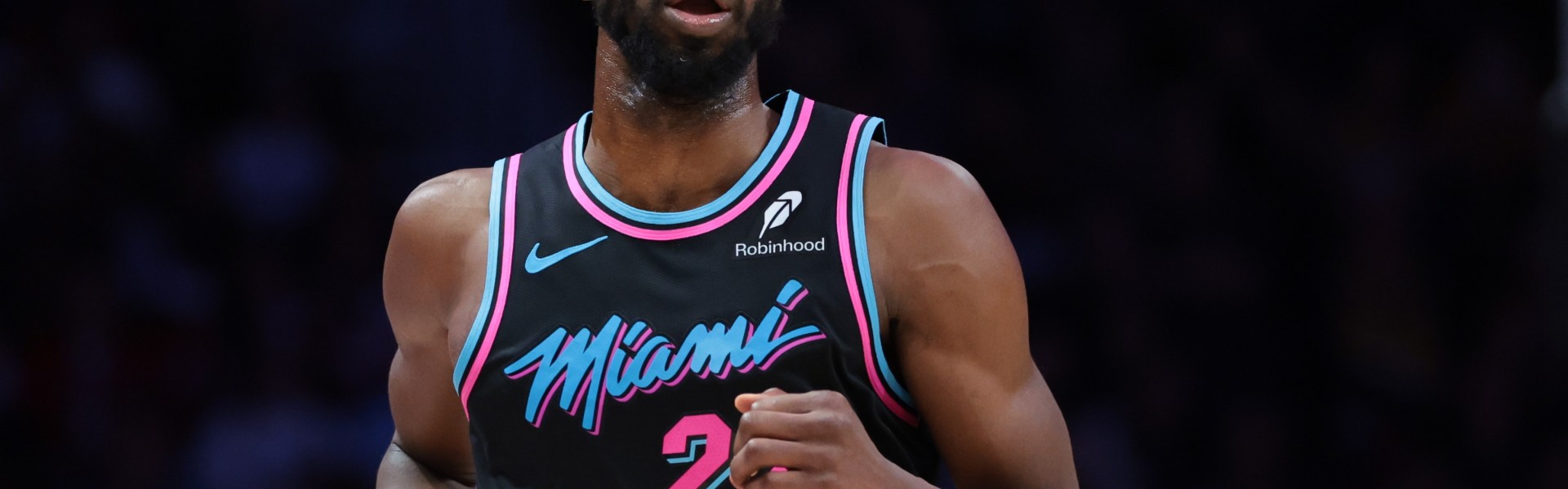 北京单场-兢兢业业！维金斯半场7中5贡献11分3板 三分3中1